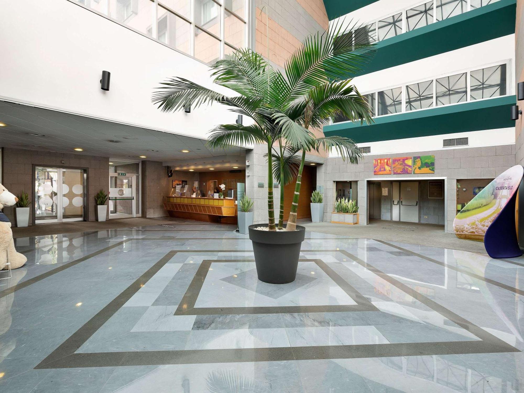 Novotel Caserta Sud Ngoại thất bức ảnh