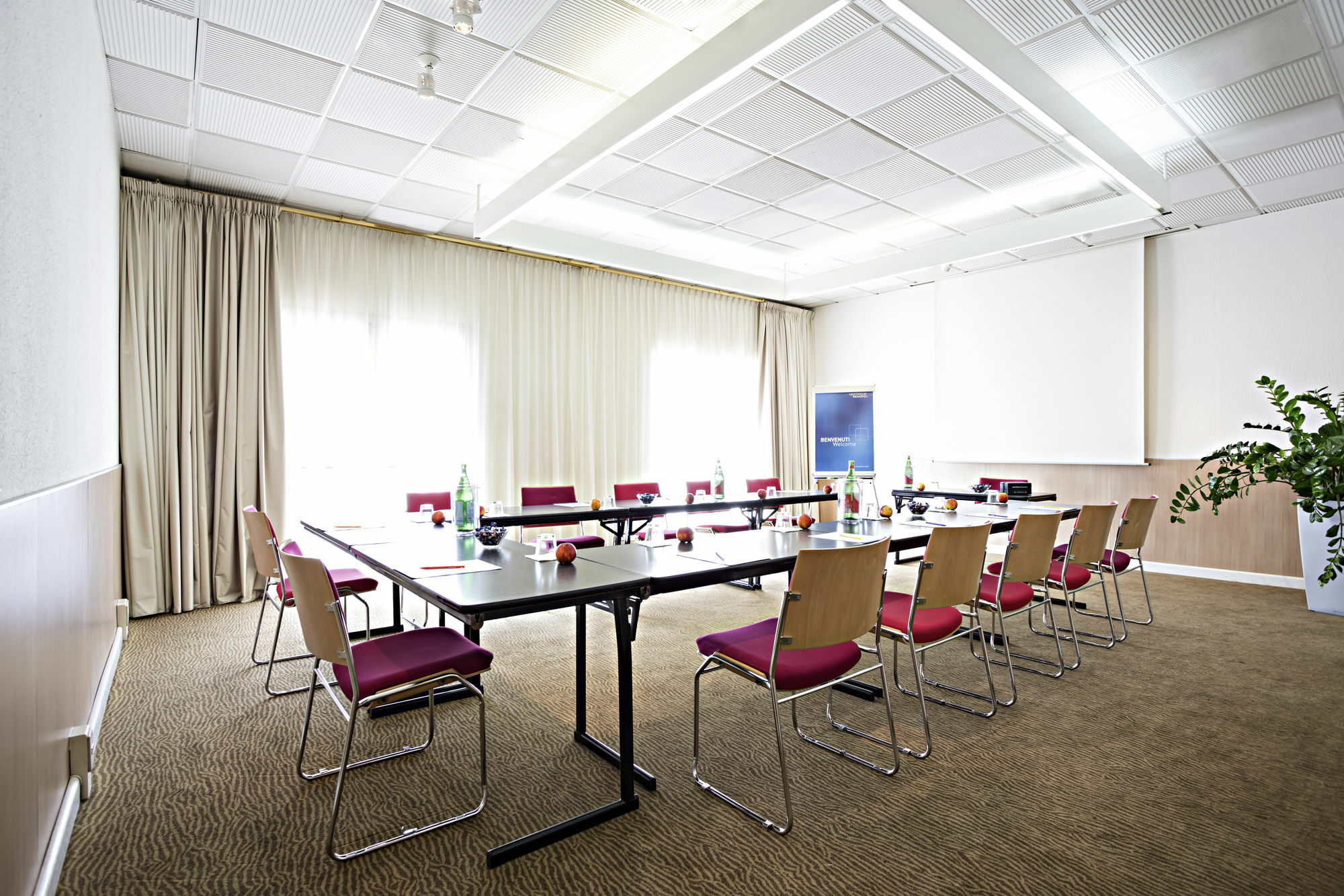 Novotel Caserta Sud Ngoại thất bức ảnh